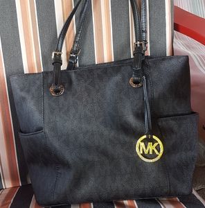 Michael Kors Jet Set Monogram Tote